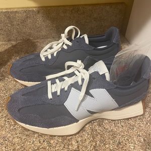 New Balance Women’s 327 Sneaker